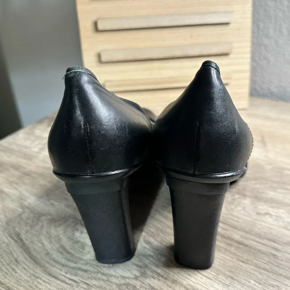 Tsubo Black Women’s 8.5 Leather Pumps Round Toe Slip On Shoes
